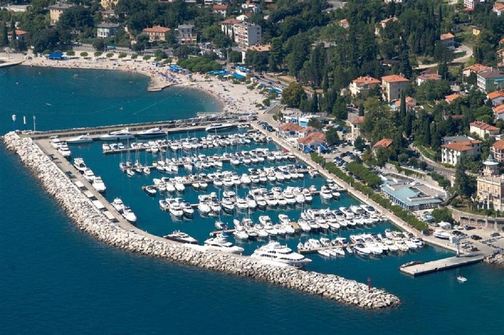 Apartment Koric Ičići Exterior foto